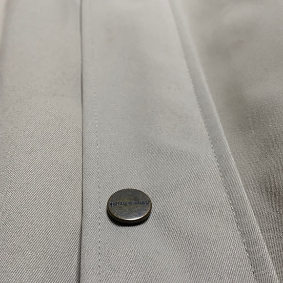 Authentic Burberry Rain Parka w/removable hood - Picture 8 of 8